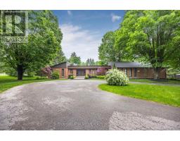 214 HICKORY LANE, Barrie, Ontario