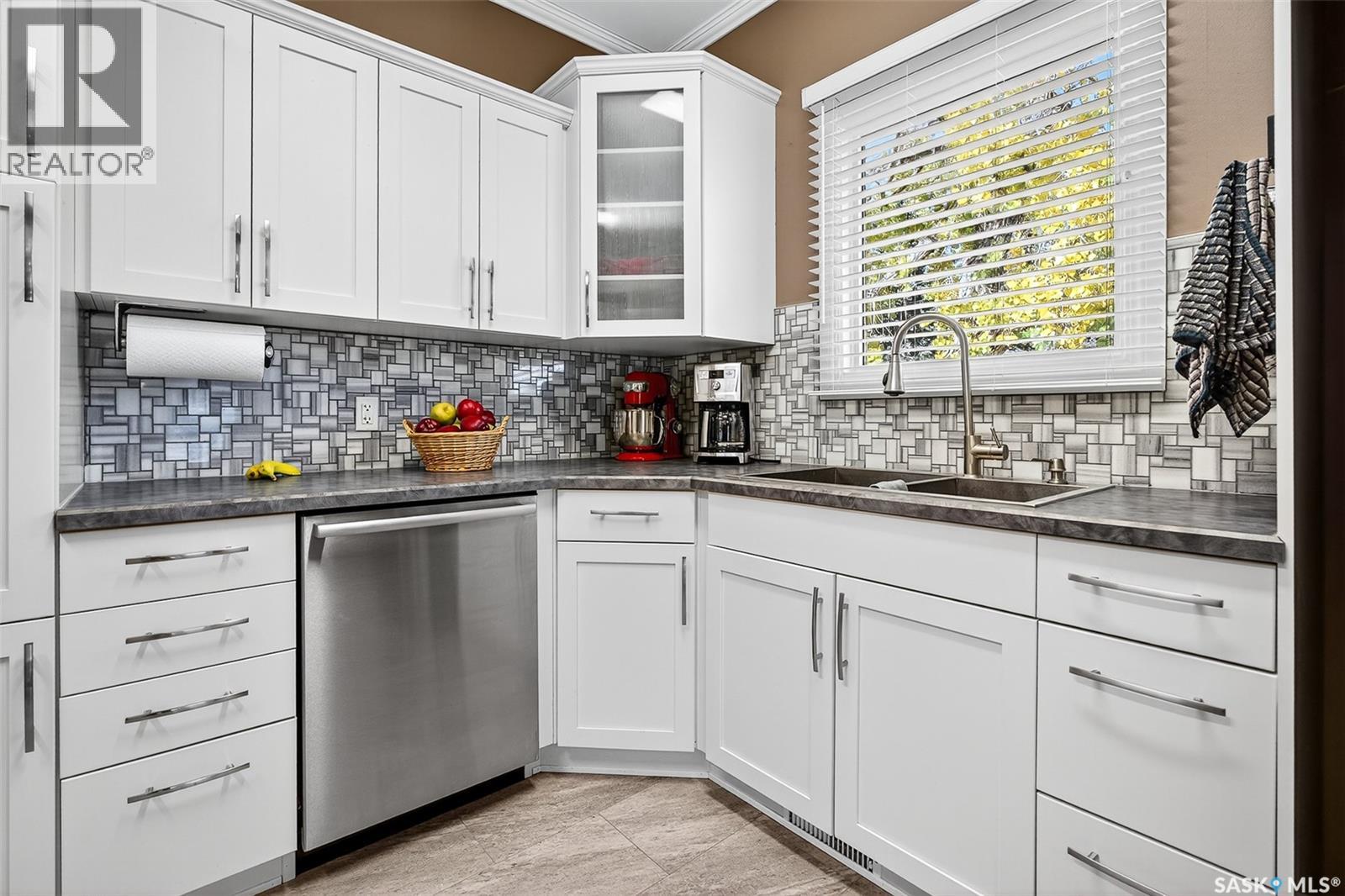 1151 1st Avenue Nw, Moose Jaw, Saskatchewan  S6H 3N4 - Photo 24 - SK028142