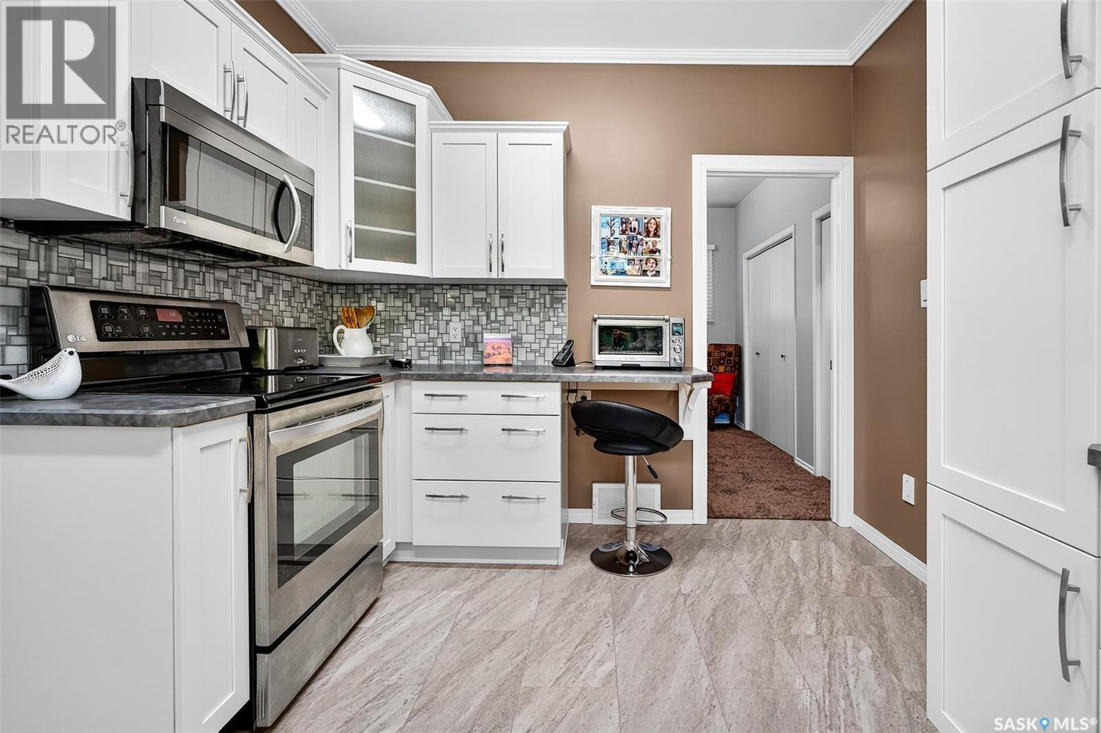 1151 1st Avenue Nw, Moose Jaw, Saskatchewan  S6H 3N4 - Photo 26 - SK028142