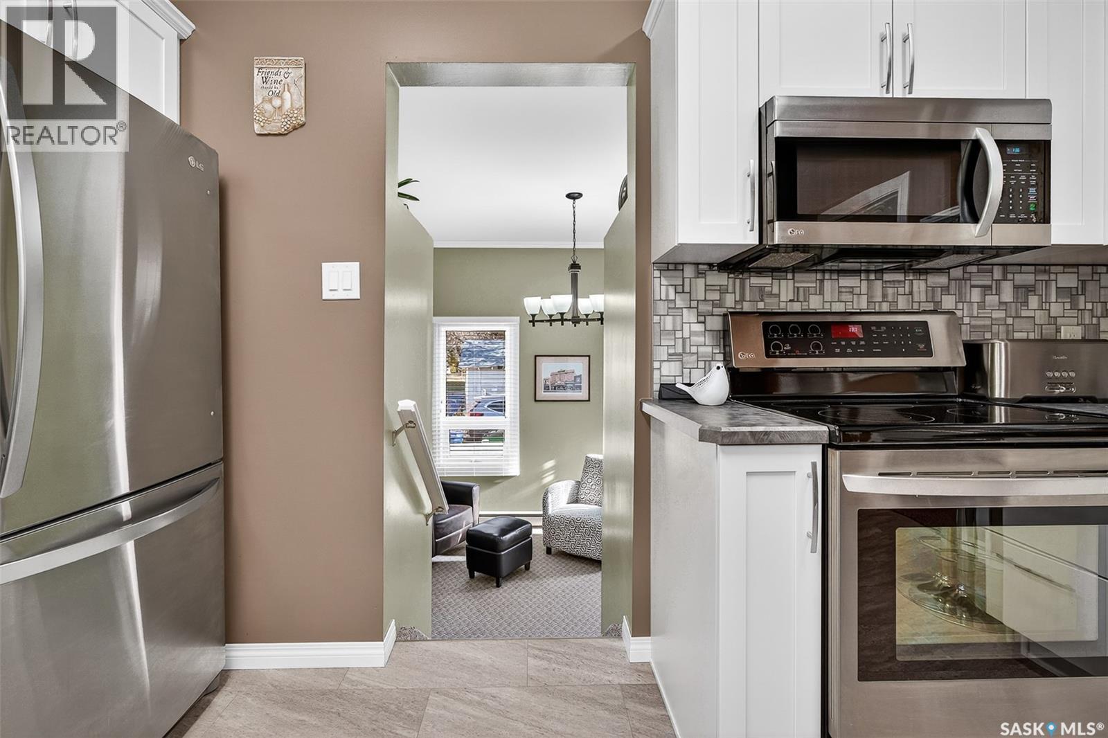 1151 1st Avenue Nw, Moose Jaw, Saskatchewan  S6H 3N4 - Photo 36 - SK028142