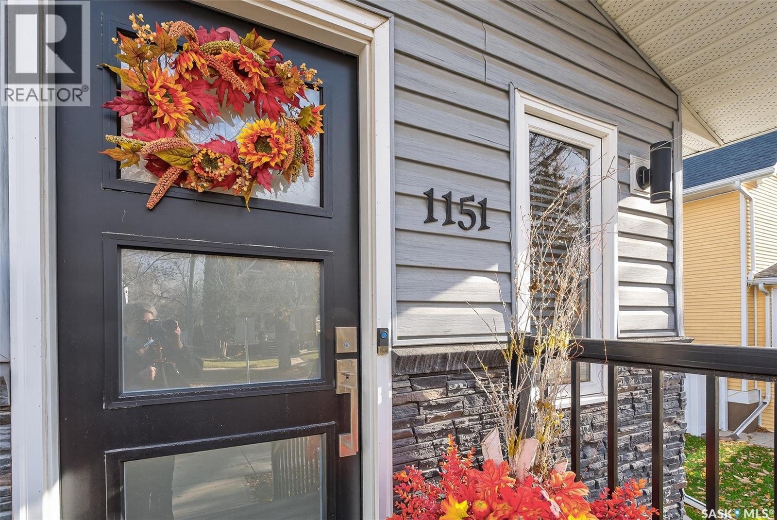 1151 1st Avenue Nw, Moose Jaw, Saskatchewan  S6H 3N4 - Photo 4 - SK028142