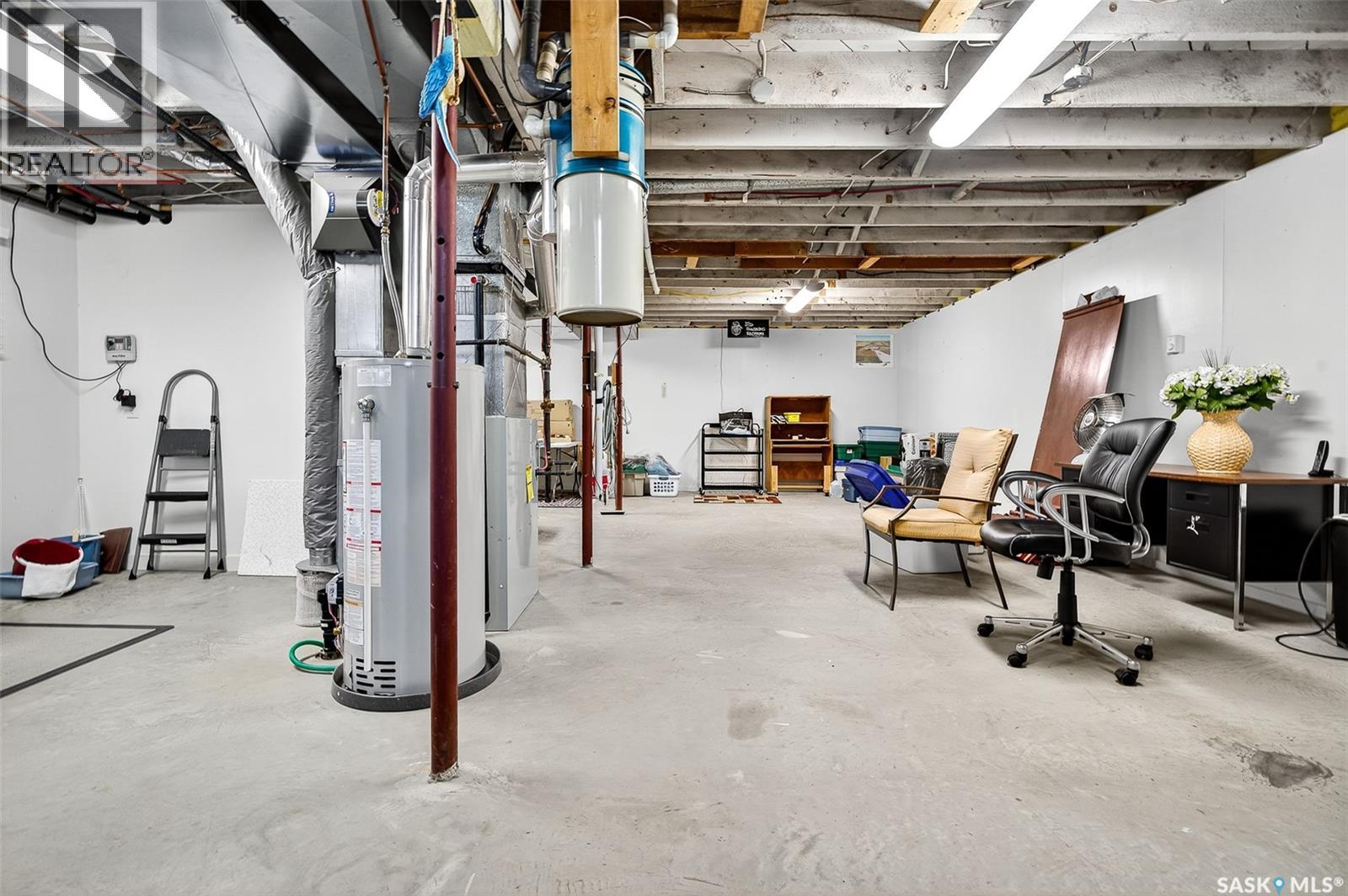 1151 1st Avenue Nw, Moose Jaw, Saskatchewan  S6H 3N4 - Photo 41 - SK028142