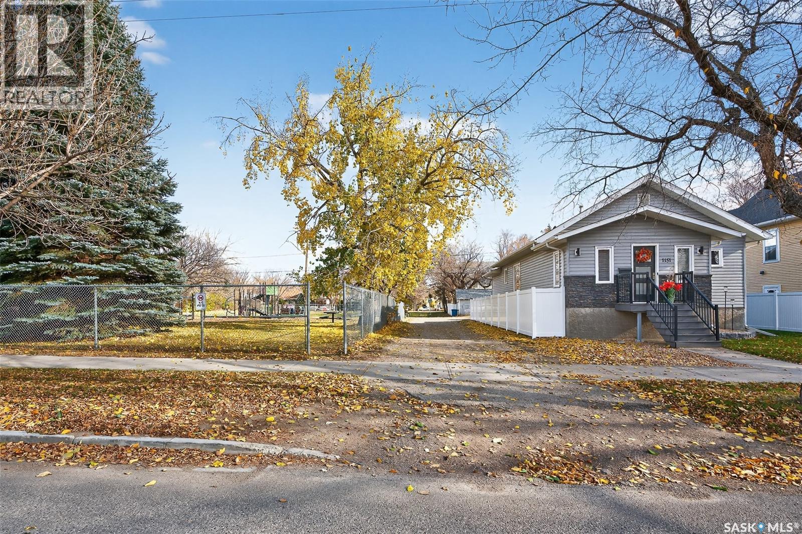 1151 1st Avenue Nw, Moose Jaw, Saskatchewan  S6H 3N4 - Photo 47 - SK028142