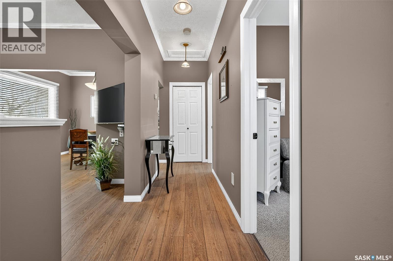 1151 1st Avenue Nw, Moose Jaw, Saskatchewan  S6H 3N4 - Photo 9 - SK028142