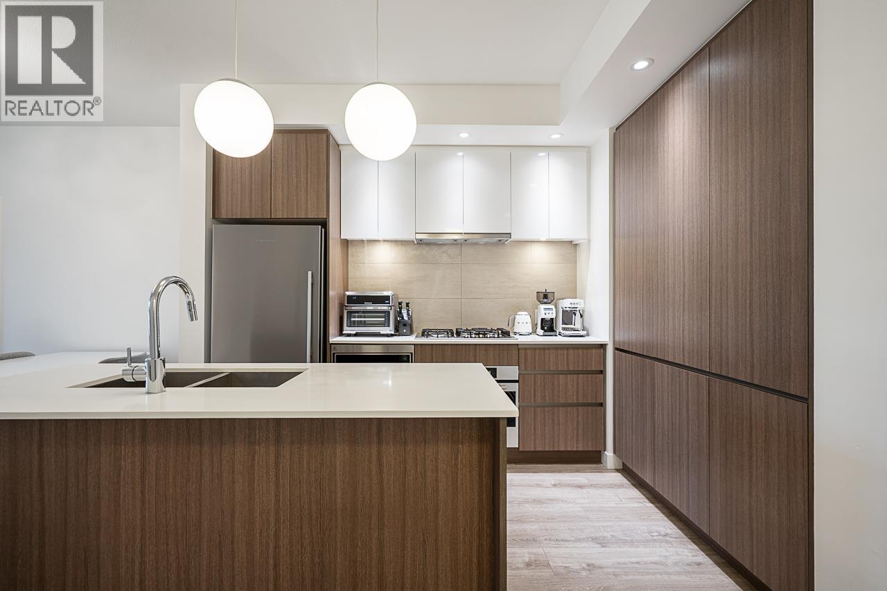 403 516 Foster Avenue, Coquitlam, British Columbia  V3J 0H8 - Photo 11 - R3085868