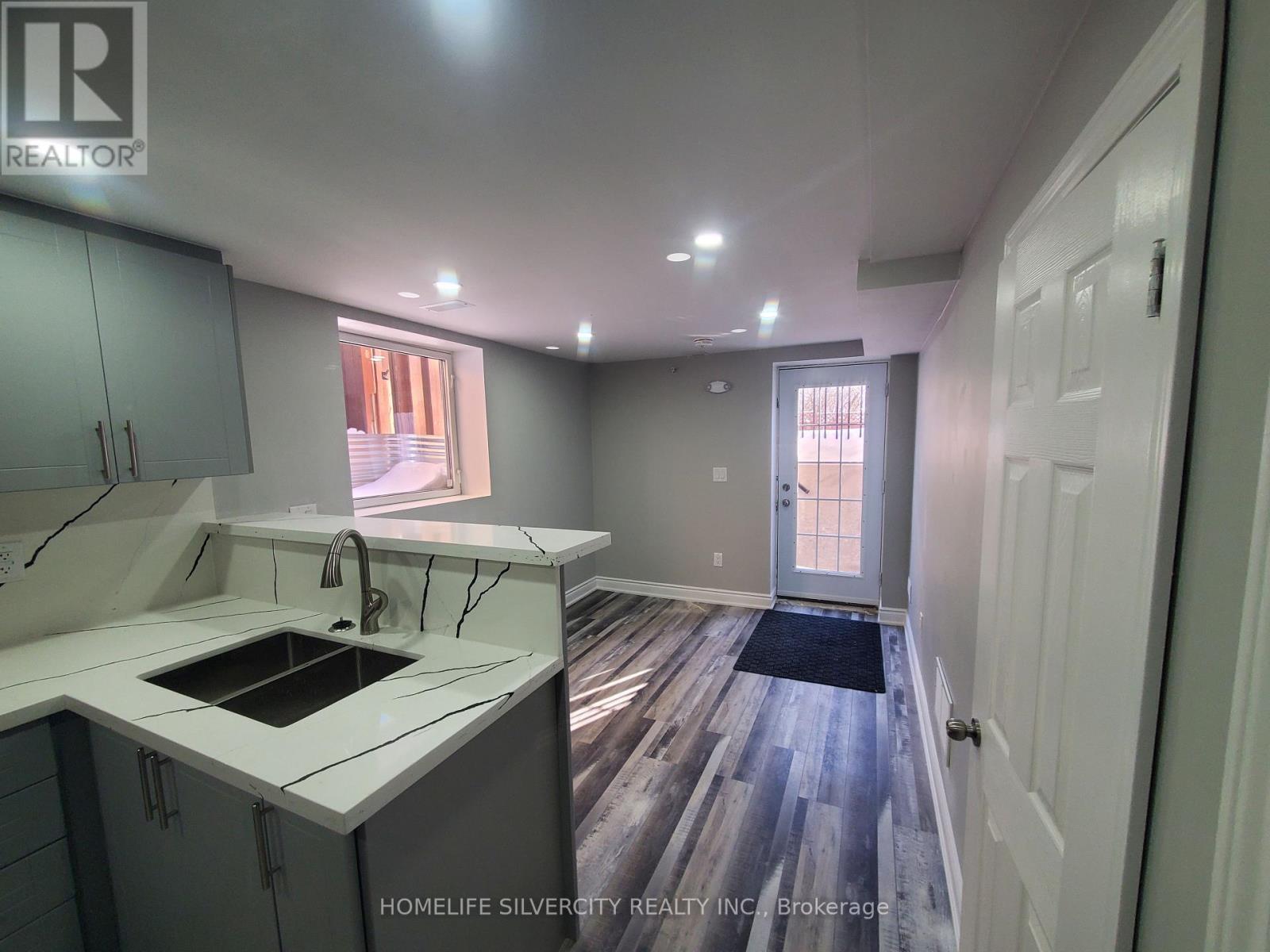 Bsmt - 44 Wildberry Crescent, Brampton, Ontario  L6R 1K1 - Photo 5 - W12754540