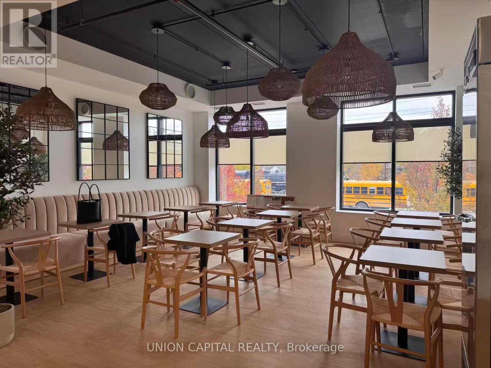 1 - 160 Macdonell Street, Guelph, Ontario  N1H 0A9 - Photo 6 - X12764188