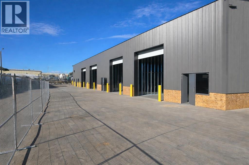 14 Griffin Industrial Point, Cochrane, Alberta