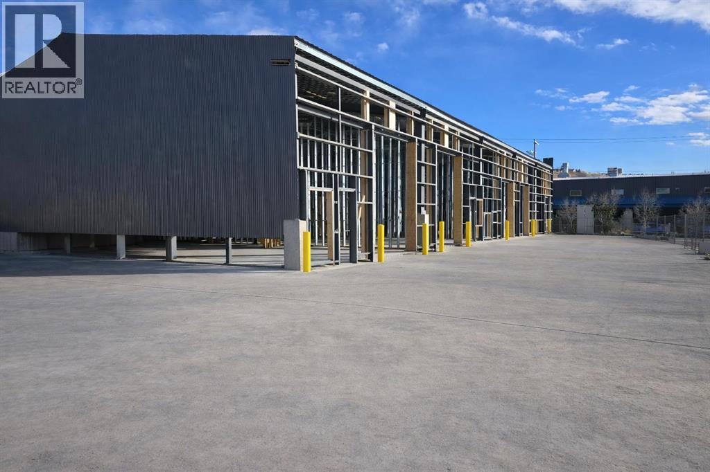 14 Griffin Industrial Point, Cochrane, Alberta  T4C 0A2 - Photo 3 - A2276309