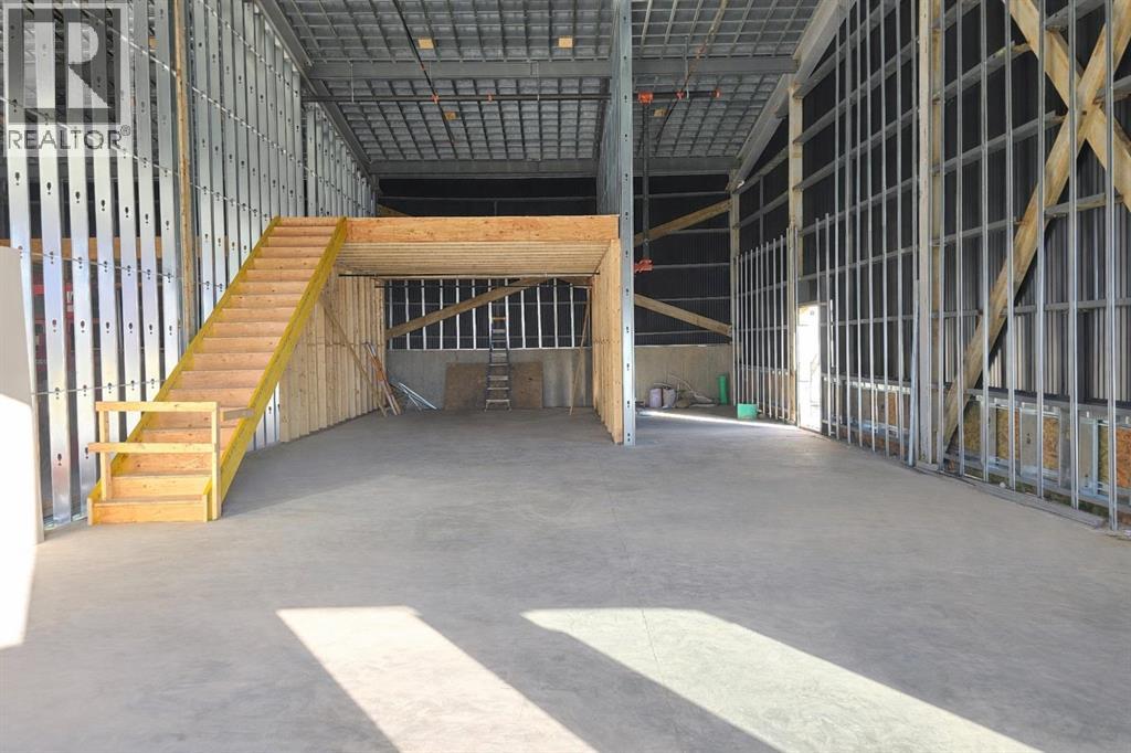 14 Griffin Industrial Point, Cochrane, Alberta  T4C 0A2 - Photo 6 - A2276316