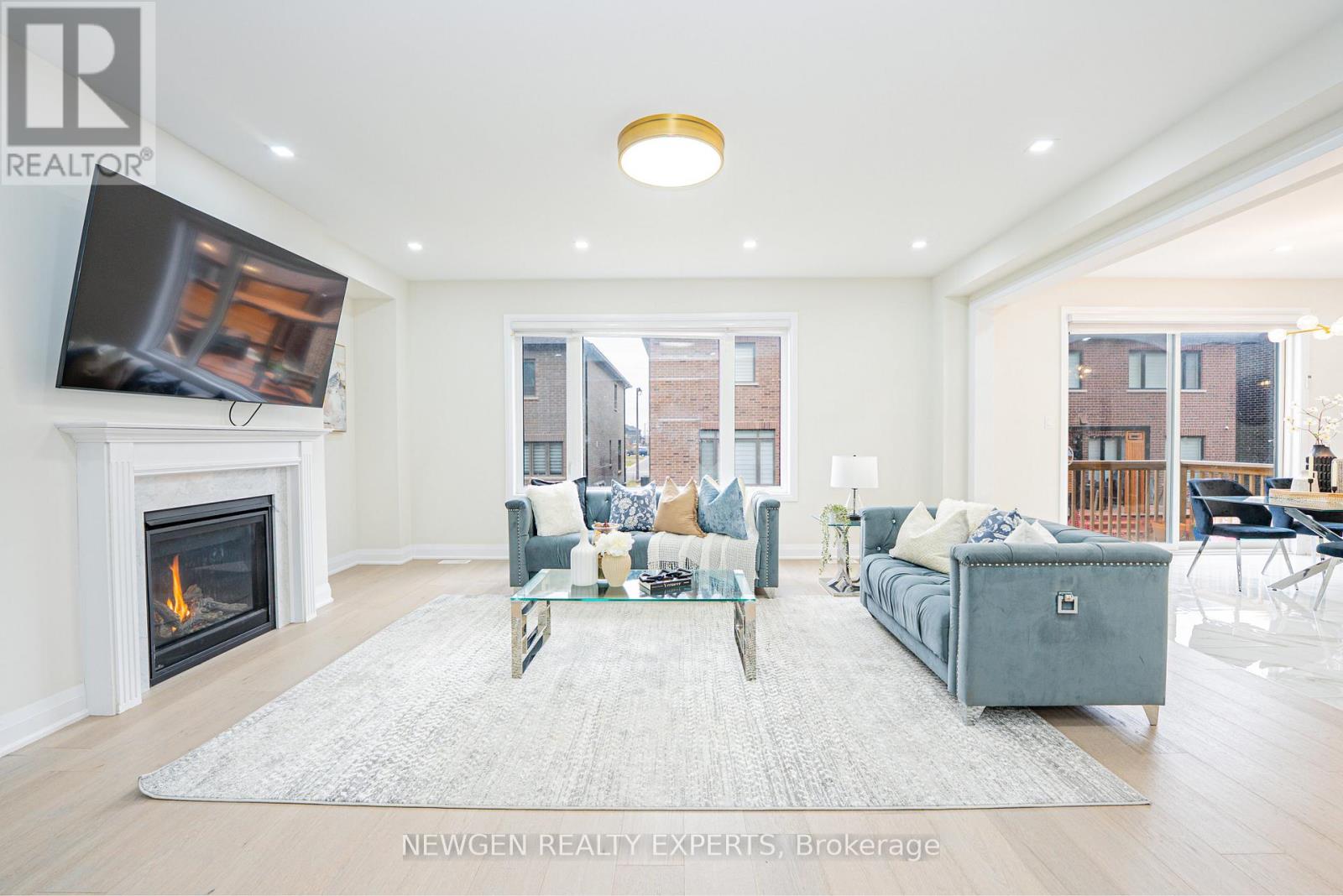 53 Lipscott Drive, Caledon, Ontario  L7C 4K1 - Photo 10 - W12768374