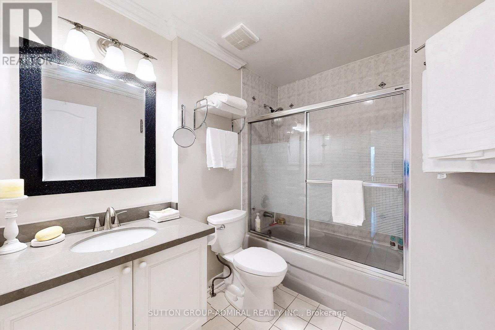 66 Tuscana Boulevard, Vaughan, Ontario  L4K 5J5 - Photo 37 - N12769940