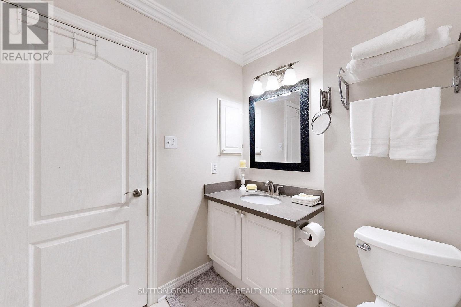 66 Tuscana Boulevard, Vaughan, Ontario  L4K 5J5 - Photo 38 - N12769940