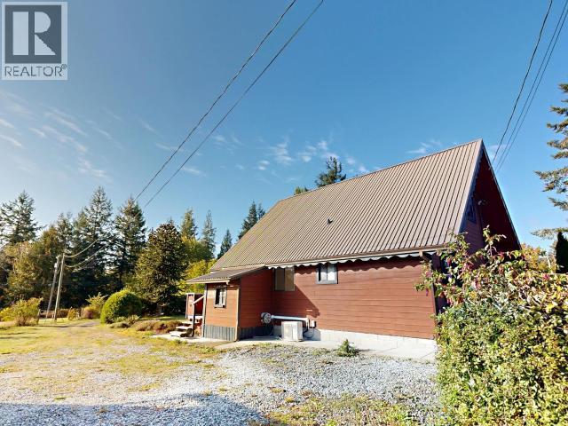 10198 Highway 101, Powell River, British Columbia   - Photo 29 - 19465