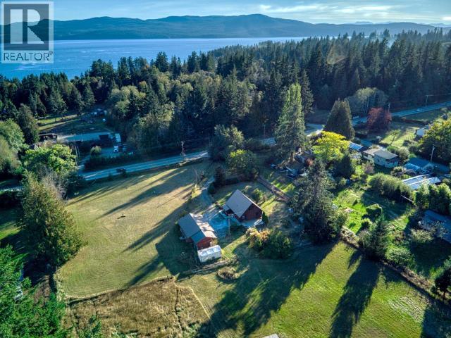 10198 Highway 101, Powell River, British Columbia   - Photo 37 - 19465