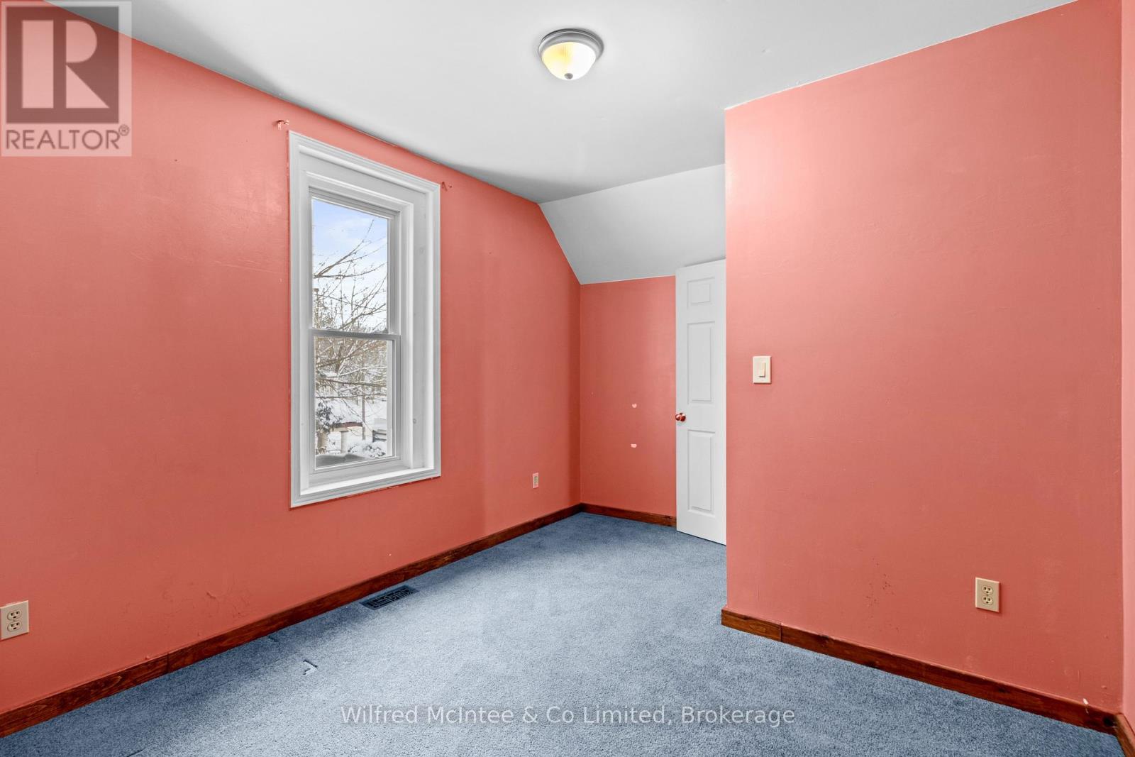 401 Josephine Street, North Huron, Ontario  N0G 2W0 - Photo 22 - X12769972