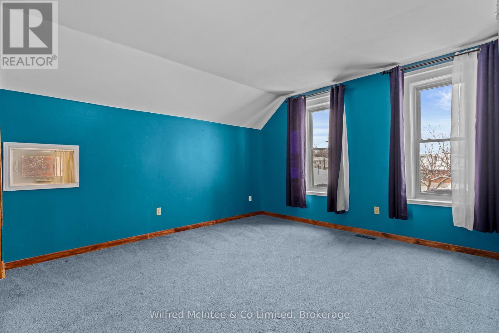 401 Josephine Street, North Huron, Ontario  N0G 2W0 - Photo 24 - X12769972