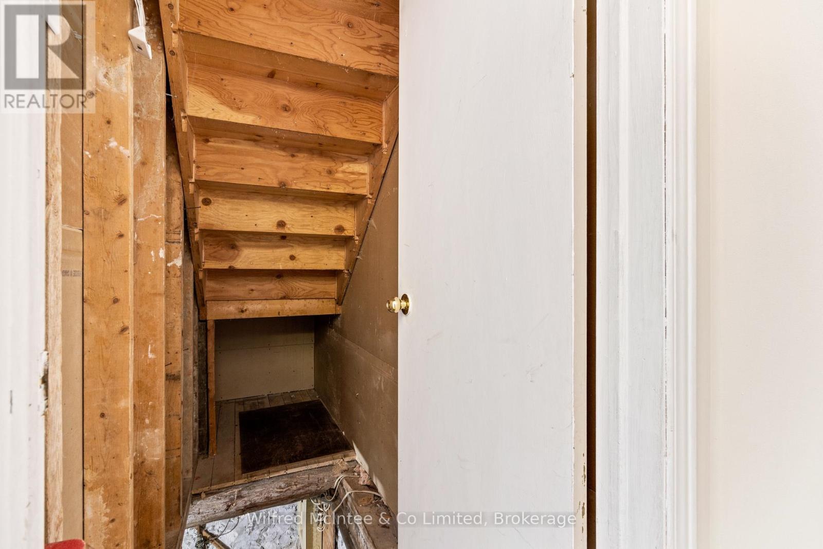 401 Josephine Street, North Huron, Ontario  N0G 2W0 - Photo 41 - X12769972