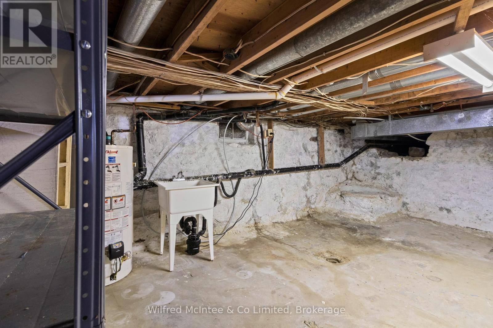 401 Josephine Street, North Huron, Ontario  N0G 2W0 - Photo 42 - X12769972