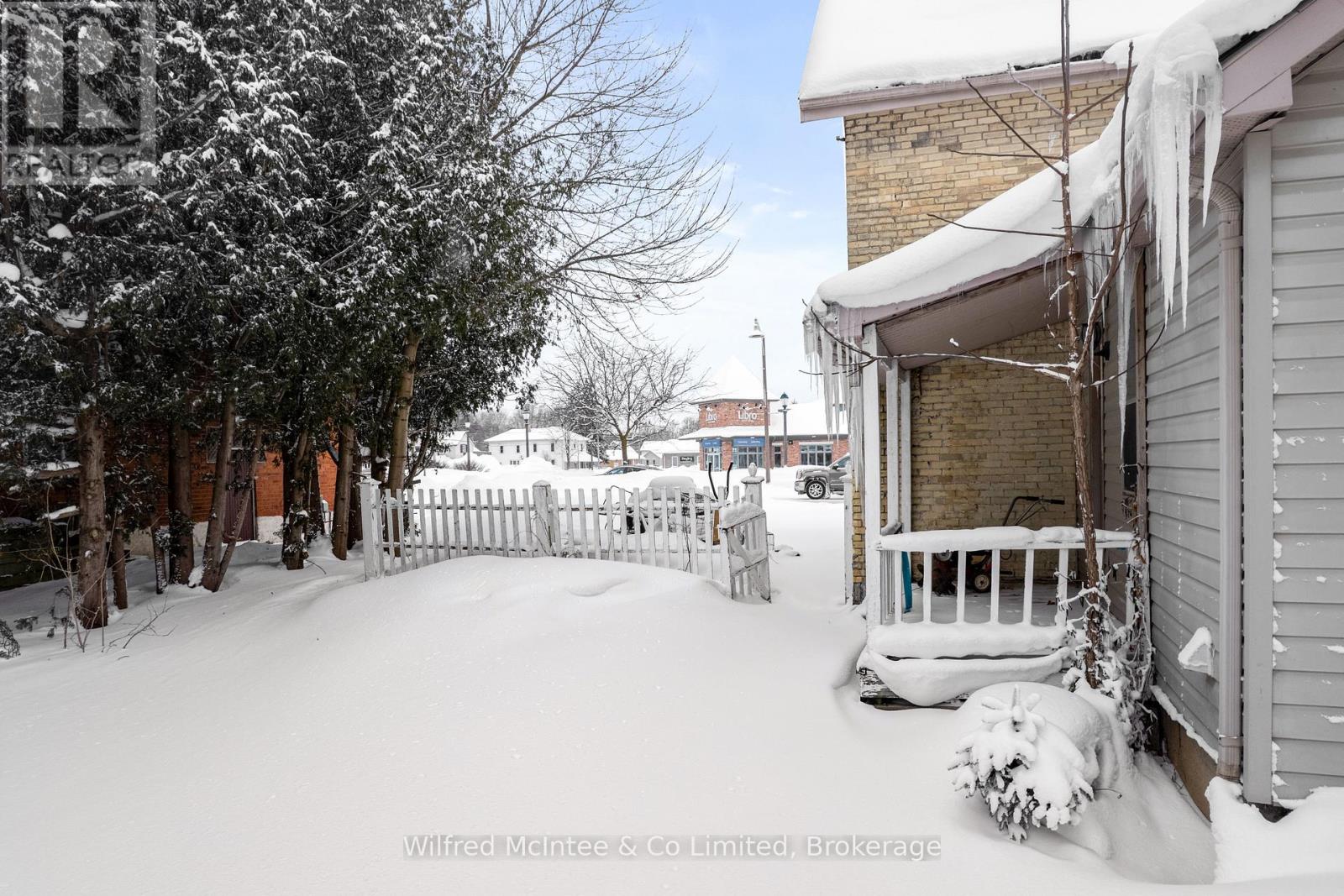 401 Josephine Street, North Huron, Ontario  N0G 2W0 - Photo 45 - X12769972