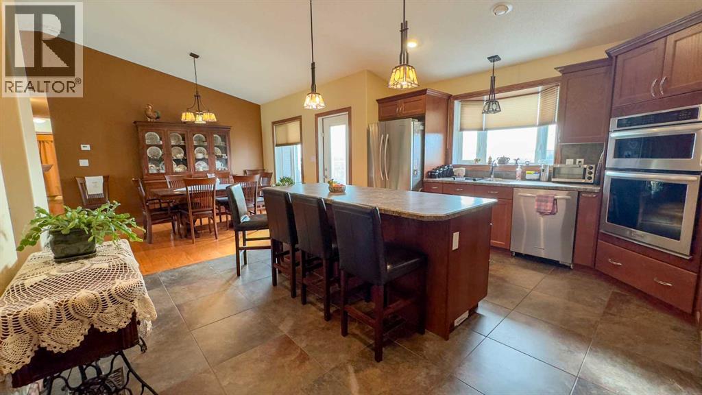 45069 Twp Rd 424, Rural Wainwright No. 61, Alberta  T0B 1K0 - Photo 11 - A2273734