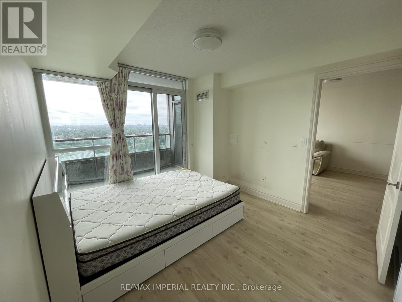 1801 - 60 Brian Harrison Way, Toronto, Ontario  M1P 5J5 - Photo 6 - E12769868