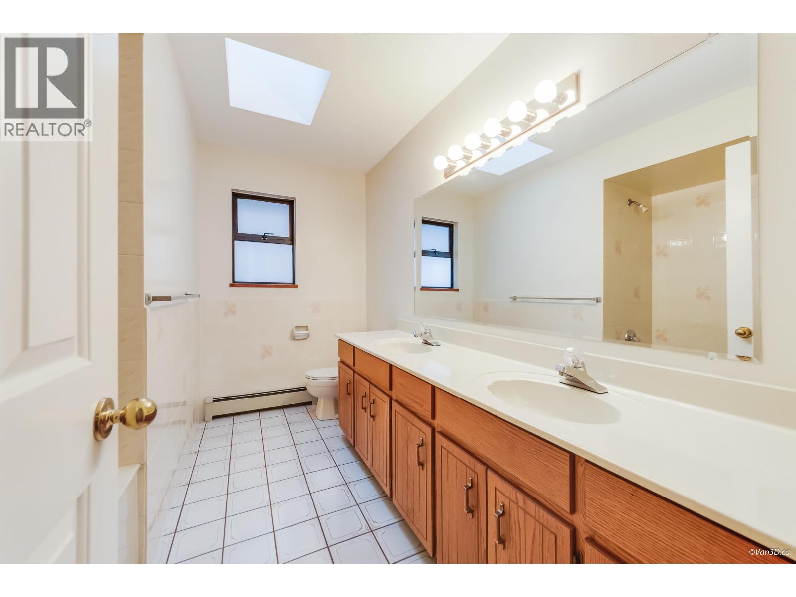 2721 Grant Street, Vancouver, British Columbia  V5K 3H1 - Photo 23 - R3085587