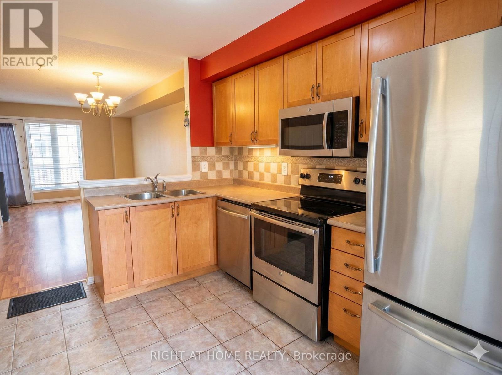 97 - 1775 Valley Farm Road, Pickering (Town Centre), Ontario  L1V 7J9 - Photo 3 - E12769974