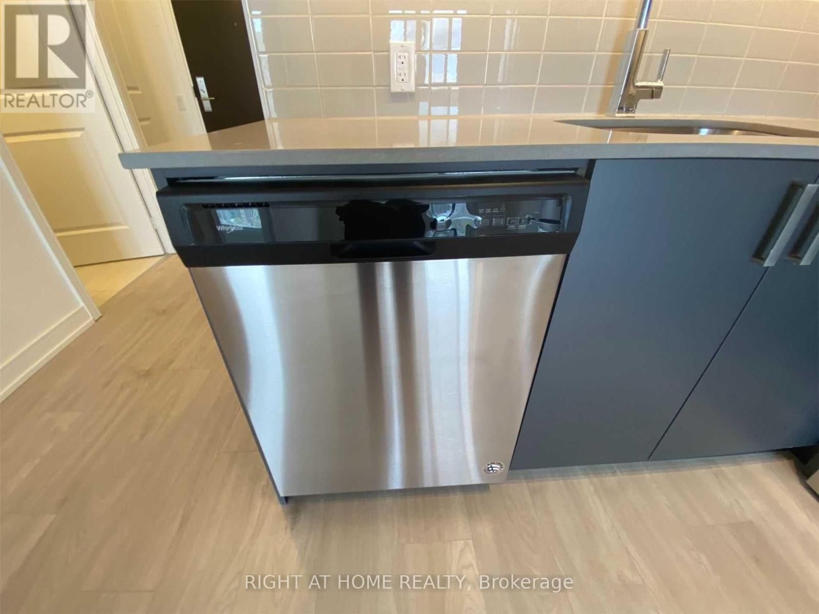 719 - 8 Nahani Way, Mississauga, Ontario  L4Z 4J8 - Photo 21 - W12769984