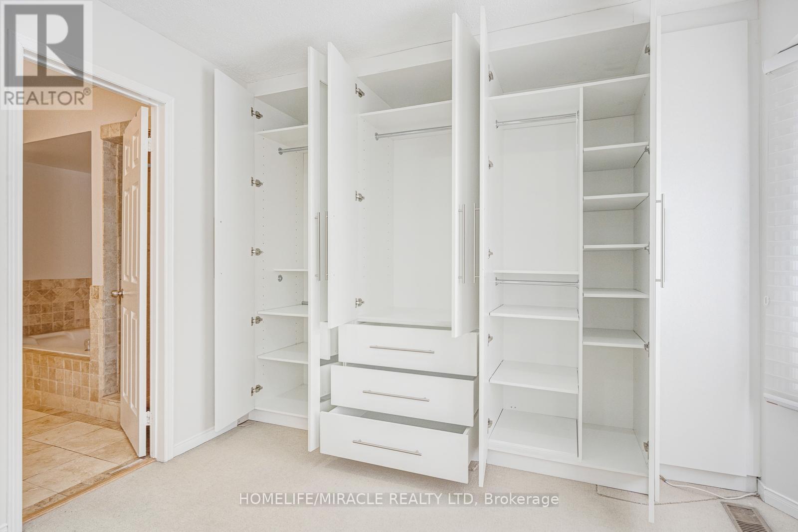 29 - 2065 Sixth Line, Oakville, Ontario  L6H 5R8 - Photo 22 - W12769990