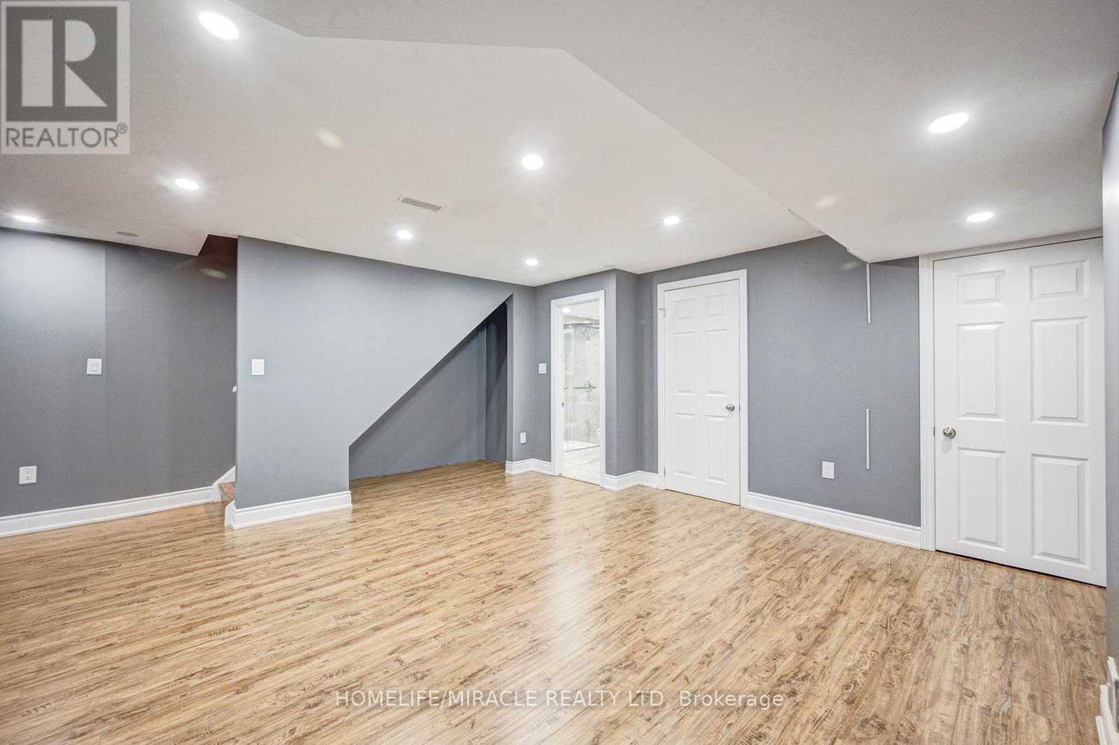 29 - 2065 Sixth Line, Oakville, Ontario  L6H 5R8 - Photo 38 - W12769990