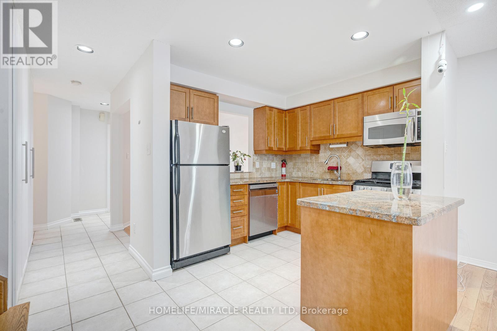 29 - 2065 Sixth Line, Oakville, Ontario  L6H 5R8 - Photo 9 - W12769990