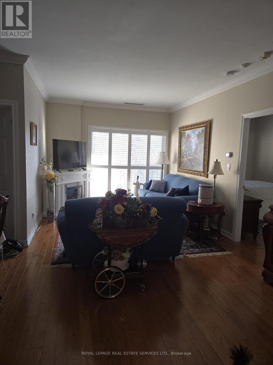 303 - 33 WALLACE STREET, Vaughan, Ontario