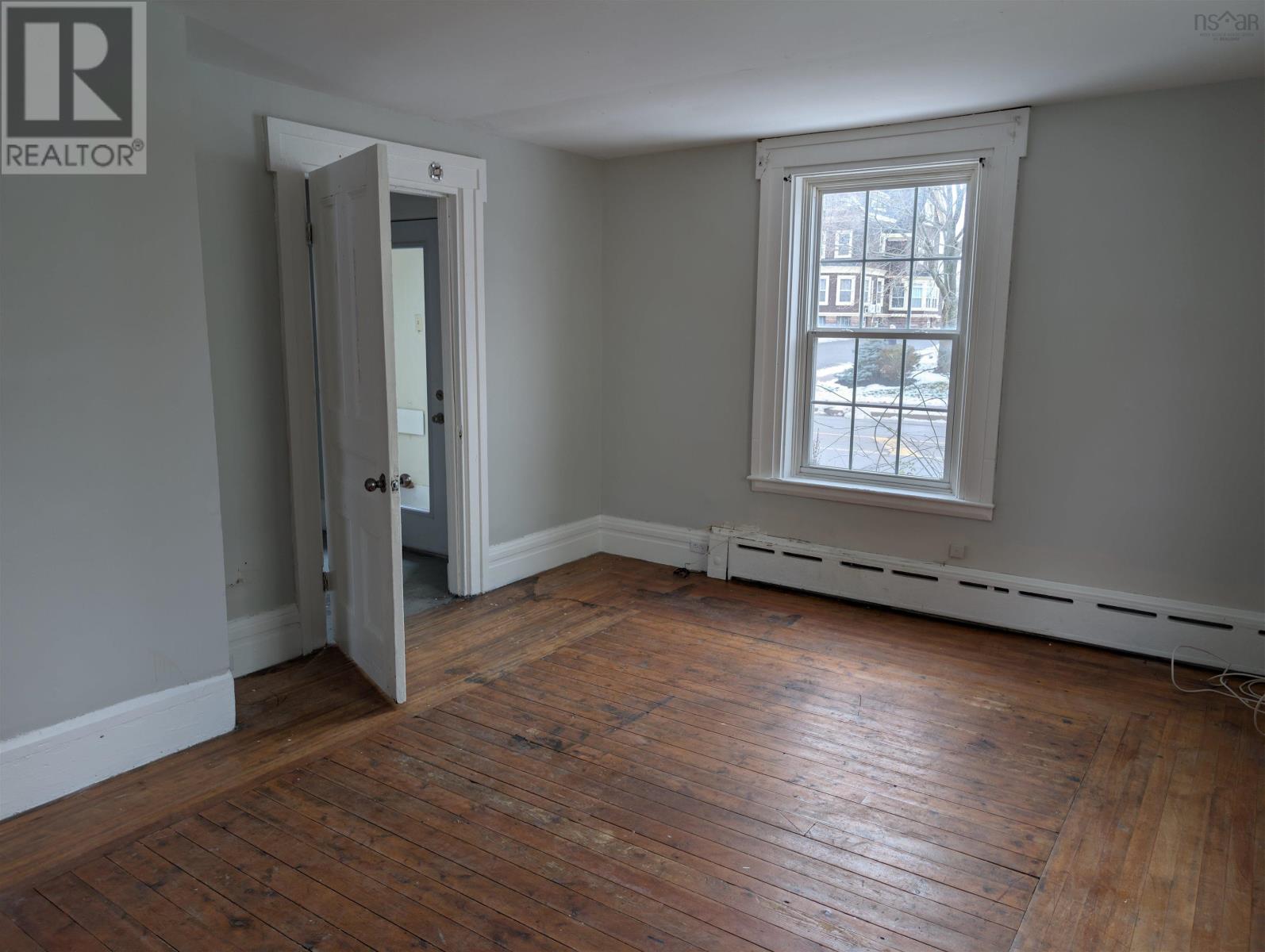 52 Queen Street, Truro, Nova Scotia  B2N 2B1 - Photo 8 - 202529135