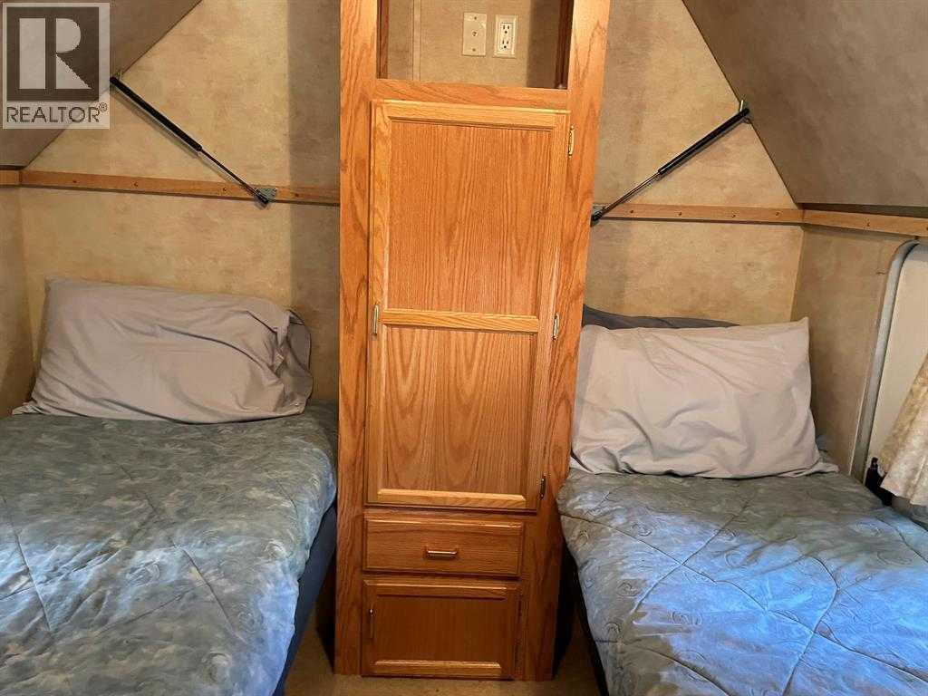 111 & 112, 200 4 Avenue Sw, Sundre, Alberta  T0M 1X0 - Photo 16 - A2236098