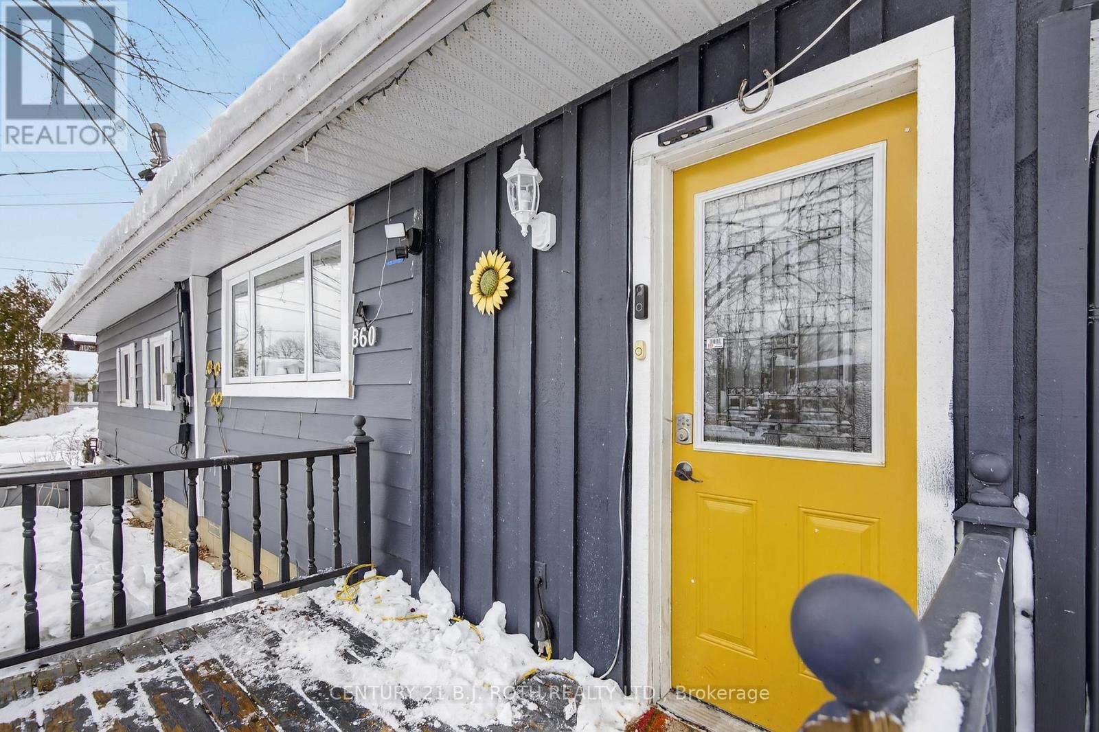 860 Adams Road, Innisfil, Ontario  L9S 4E1 - Photo 3 - N12770000