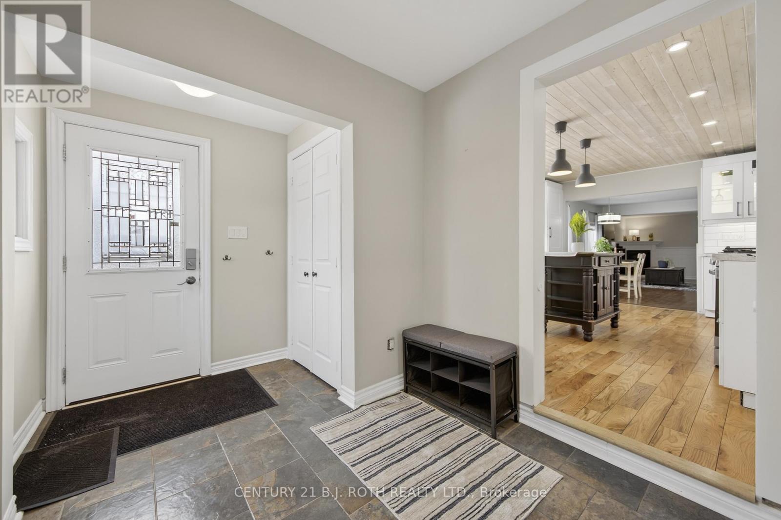 860 Adams Road, Innisfil, Ontario  L9S 4E1 - Photo 5 - N12770000