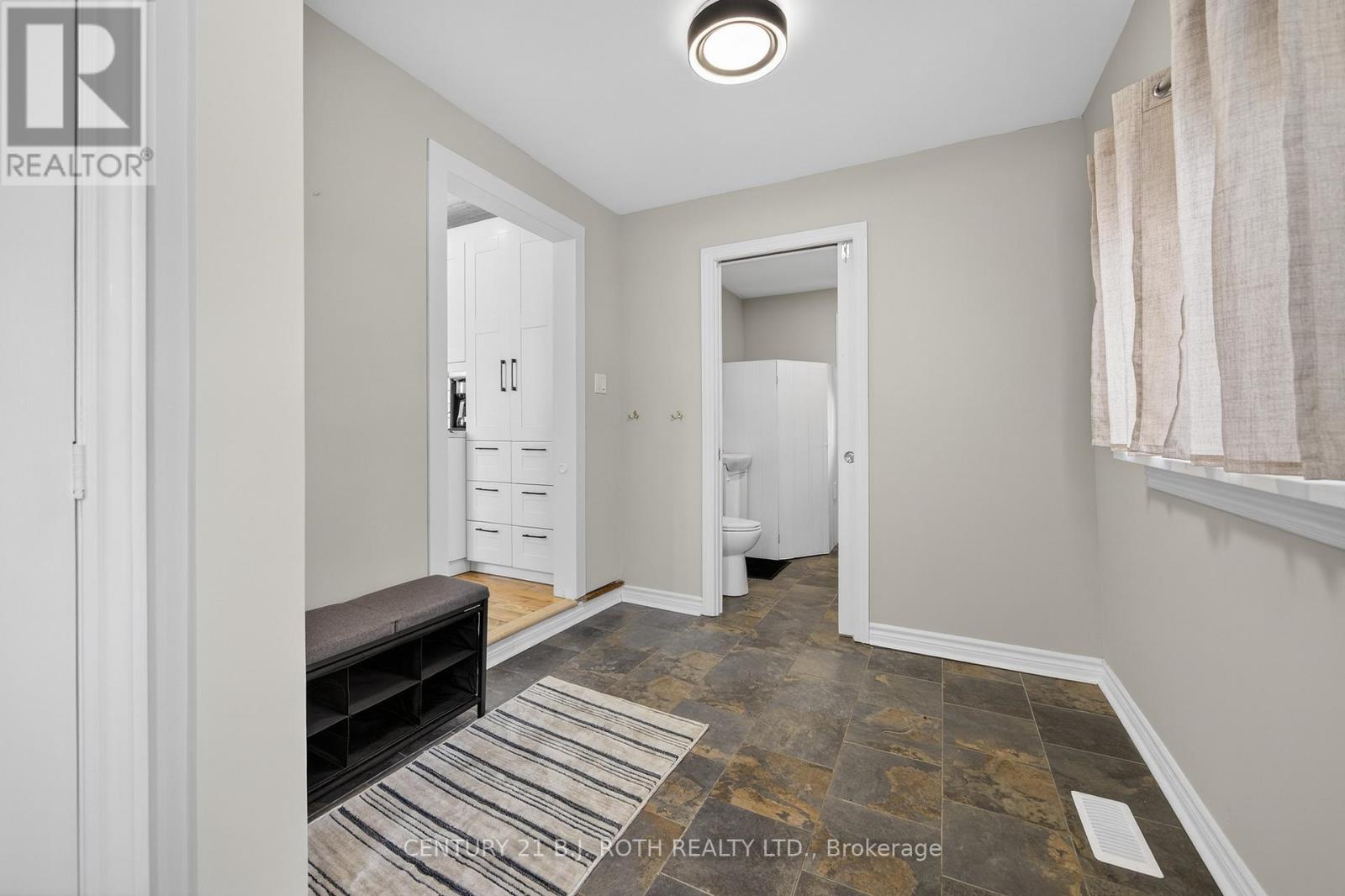 860 Adams Road, Innisfil, Ontario  L9S 4E1 - Photo 6 - N12770000