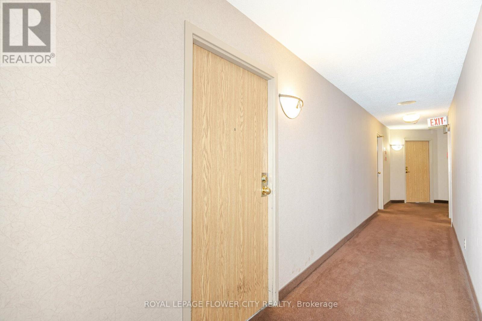 304 - 25 Trailwood Drive, Mississauga, Ontario  L4Z 3K9 - Photo 4 - W12770004