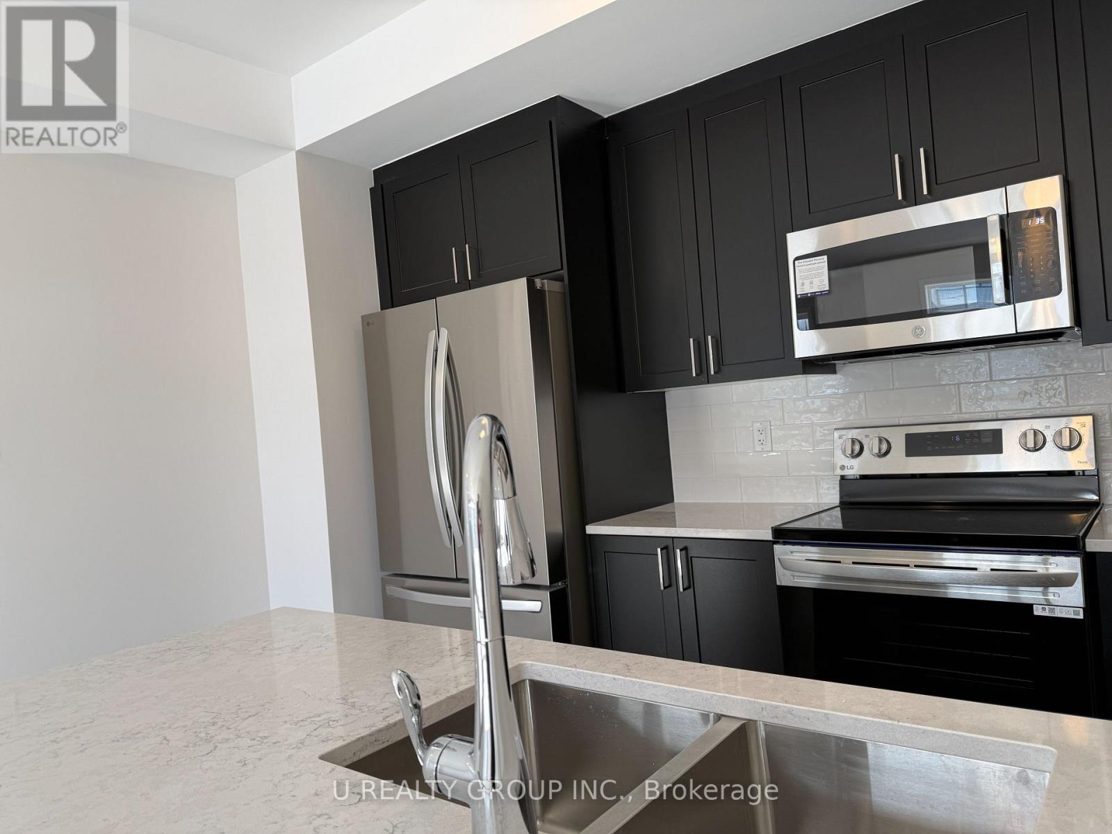 646 Corporal Private, Ottawa, Ontario  K1X 0M7 - Photo 9 - X12763814