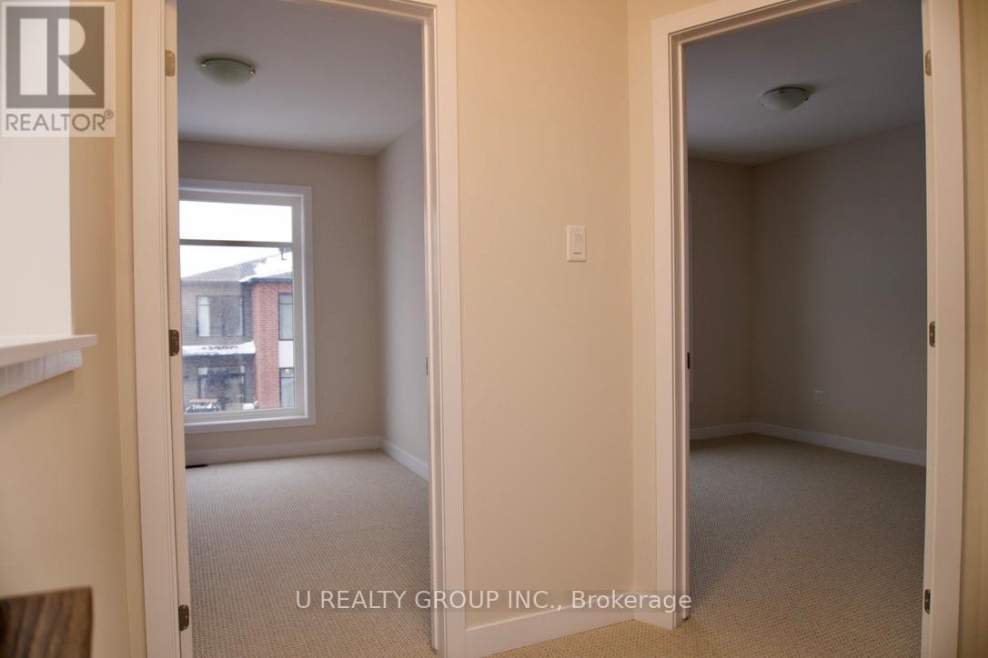 648 Corporal Private, Ottawa, Ontario  K1X 0M7 - Photo 11 - X12763818