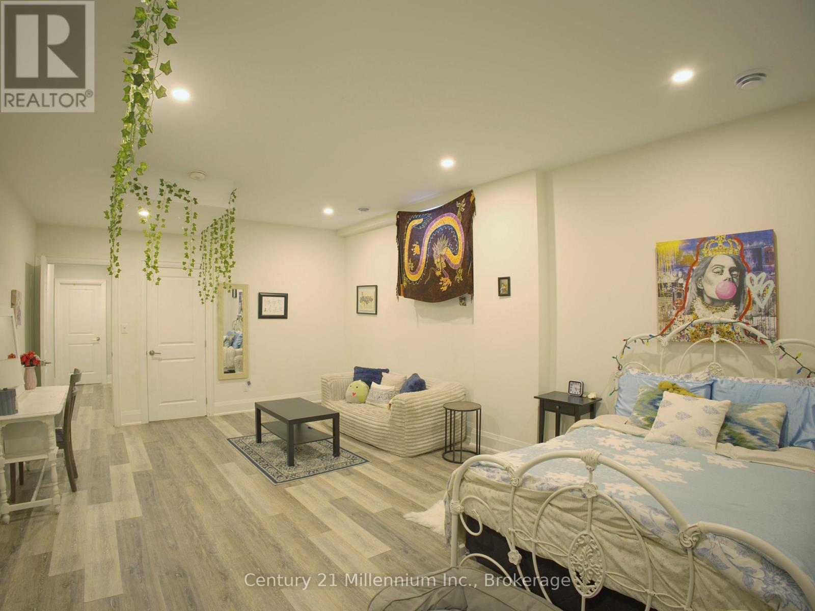 108 Creekwood Court, Blue Mountains, Ontario  L9Y 0V1 - Photo 16 - X12770010