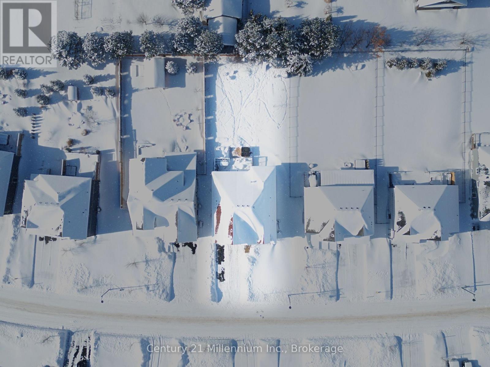 108 Creekwood Court, Blue Mountains, Ontario  L9Y 0V1 - Photo 29 - X12770010