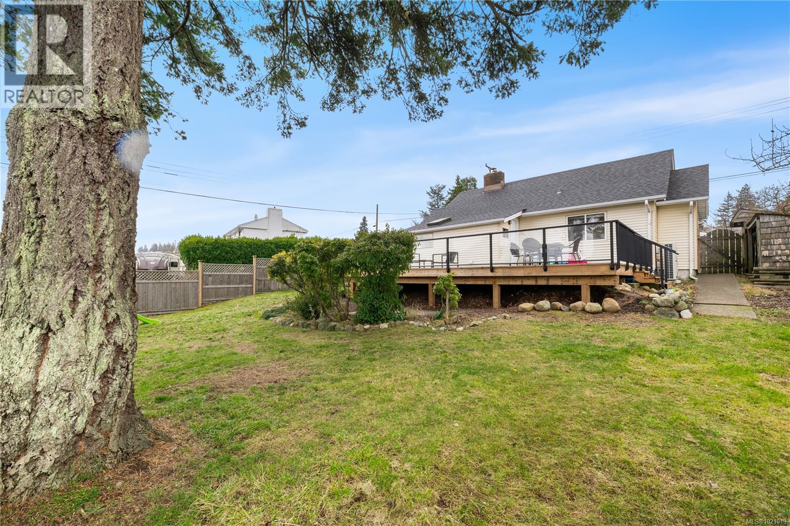 111 Thulin St, Campbell River, British Columbia  V9W 2K4 - Photo 35 - 1021019