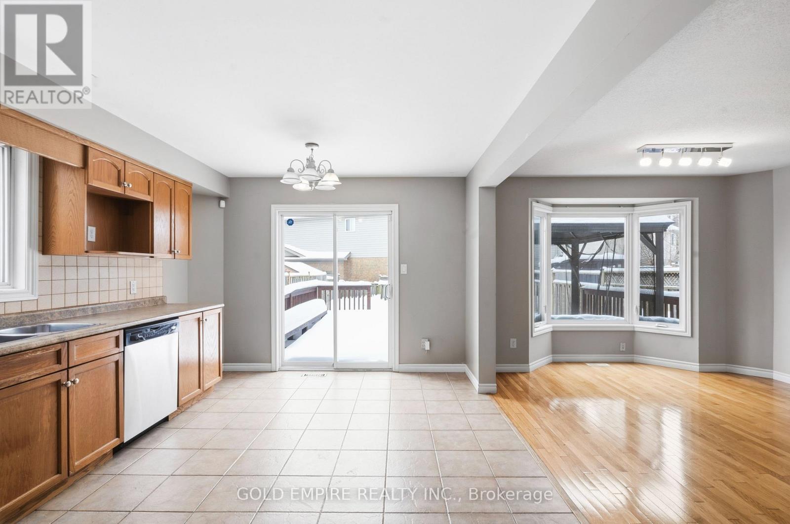 1307 Blackmaple Drive, London East, Ontario  N5Y 5V4 - Photo 10 - X12770018