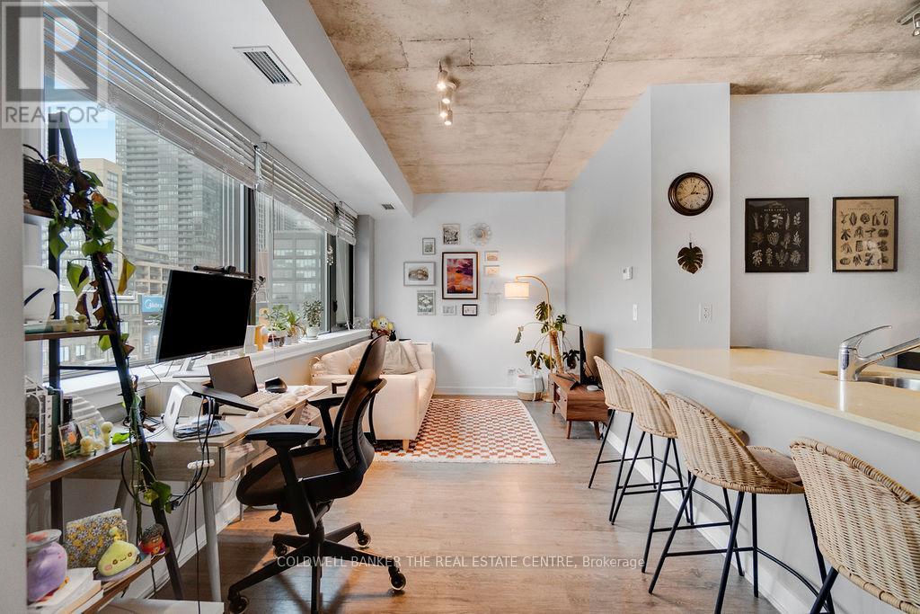 802 - 400 Wellington Street W, Toronto, Ontario  M5V 0B5 - Photo 15 - C12770016