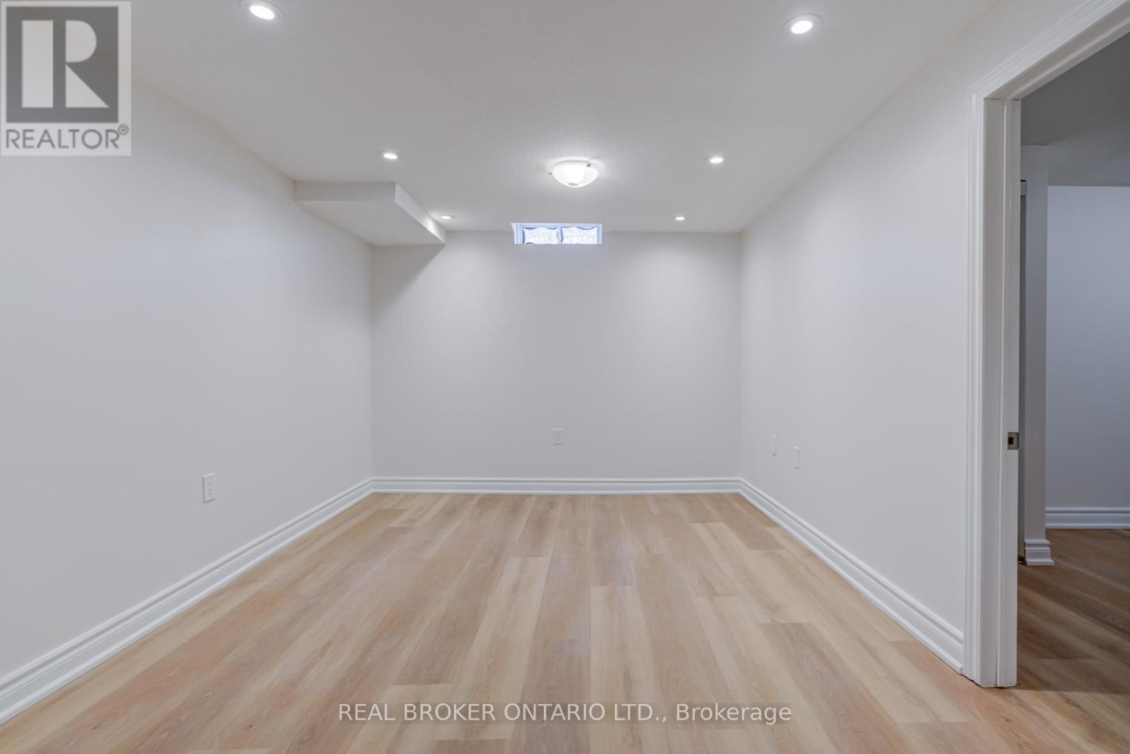 Lower - 75 Hummingbird Street W, Toronto, Ontario  M1X 1W6 - Photo 11 - E12770034