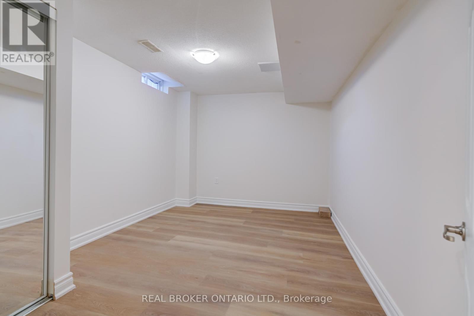 Lower - 75 Hummingbird Street W, Toronto, Ontario  M1X 1W6 - Photo 14 - E12770034