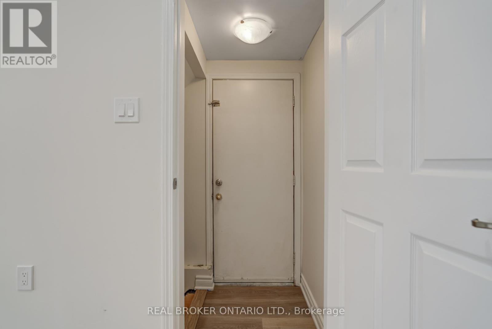 Lower - 75 Hummingbird Street W, Toronto, Ontario  M1X 1W6 - Photo 4 - E12770034