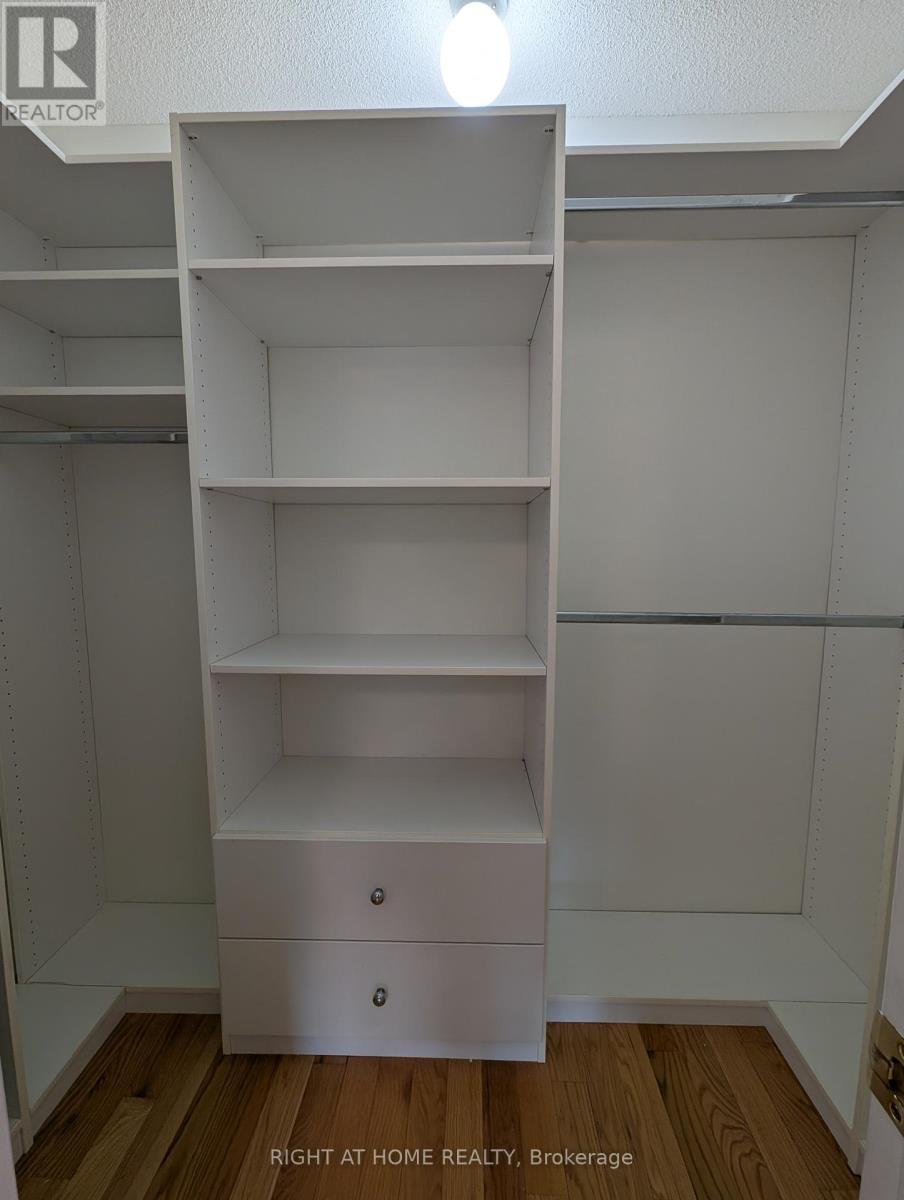 158 Hollywood Hill Circle, Vaughan, Ontario  L4H 2P2 - Photo 11 - N12770006